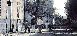 2261- Oued-Athemia - Gendarmerie  et Eglise2 - 1920